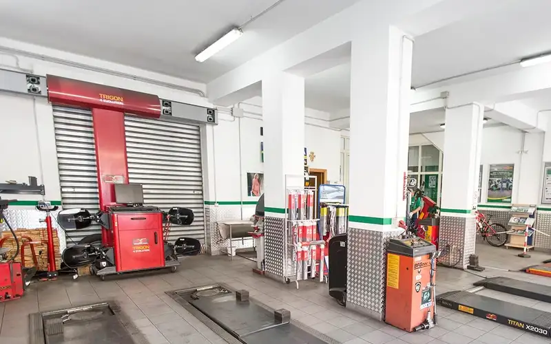 Foto dell'officina Euromaster Pellegrino Paolo - Pistunina