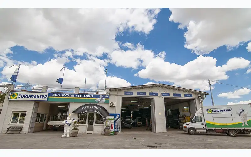 Foto dell'officina Euromaster Schiavone