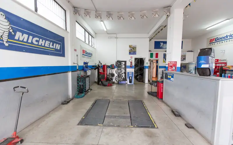 Foto dell'officina Euromaster Tudisco