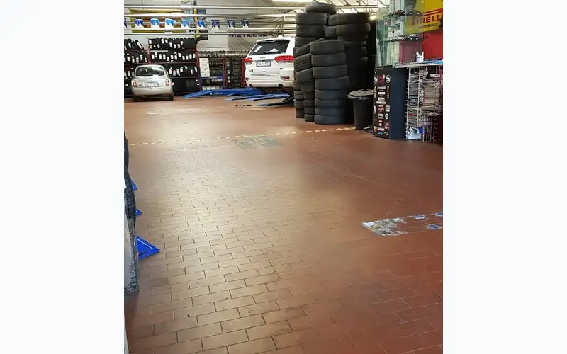 Foto dell'officina Faccio Gomme S.r.l.