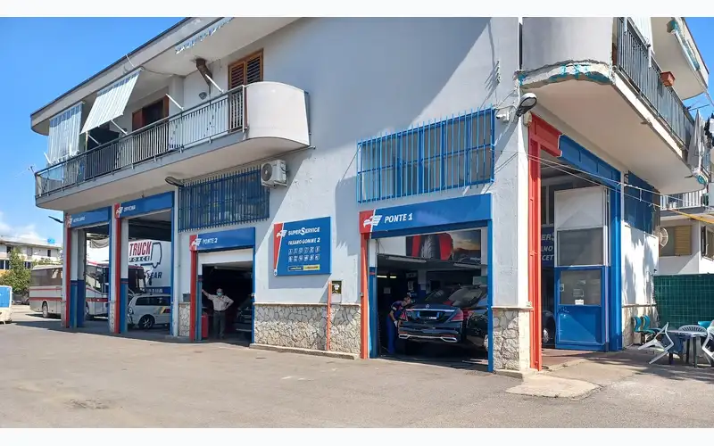 Foto dell'officina Fasano Gomme 2 S.r.l.