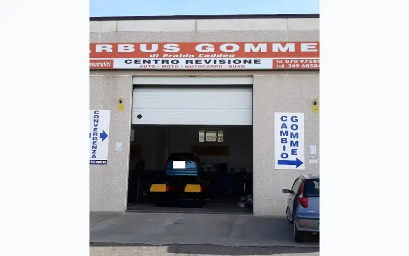 Foto dell'officina First Stop Arbus Gomme