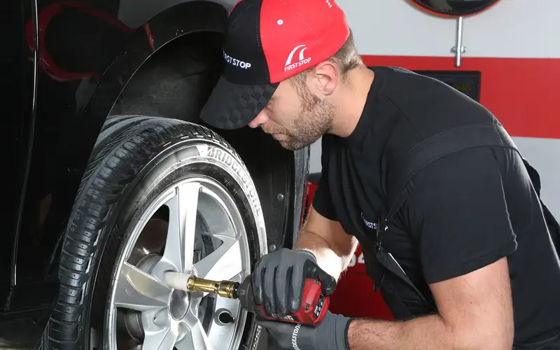 Foto dell'officina First Stop Belli Pneumatici