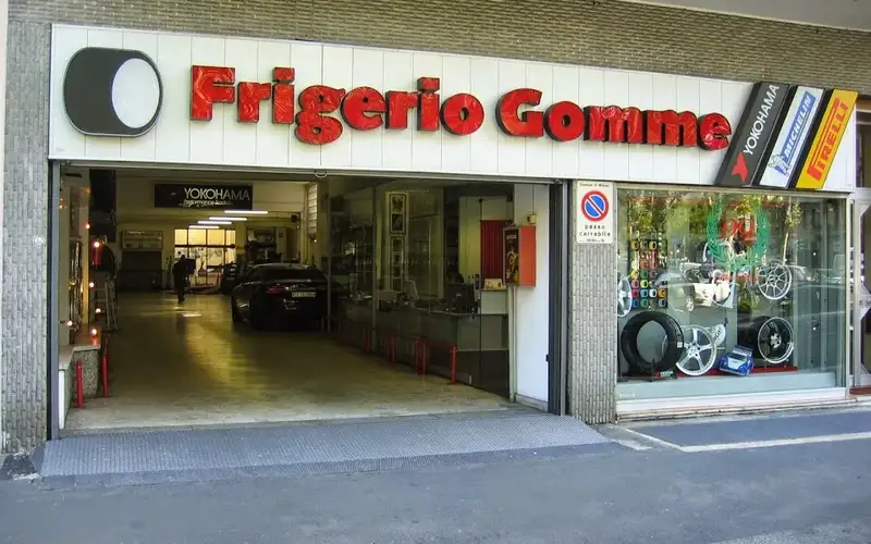 Foto dell'officina First Stop Frigerio Gomme Susa