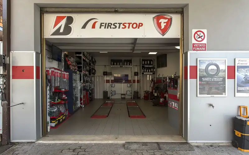 Foto dell'officina First Stop Gomme - Torre Angela