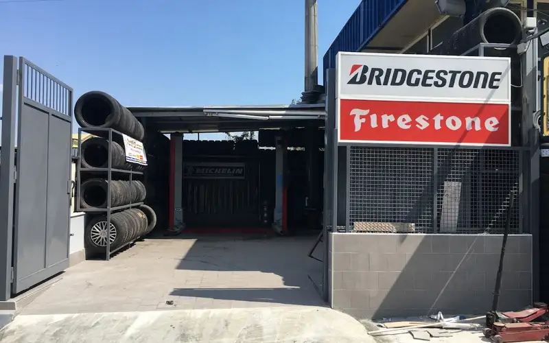 Foto dell'officina First Stop Perillo Gomme