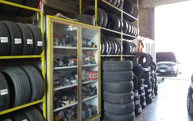 Foto dell'officina F.lli Cataldo