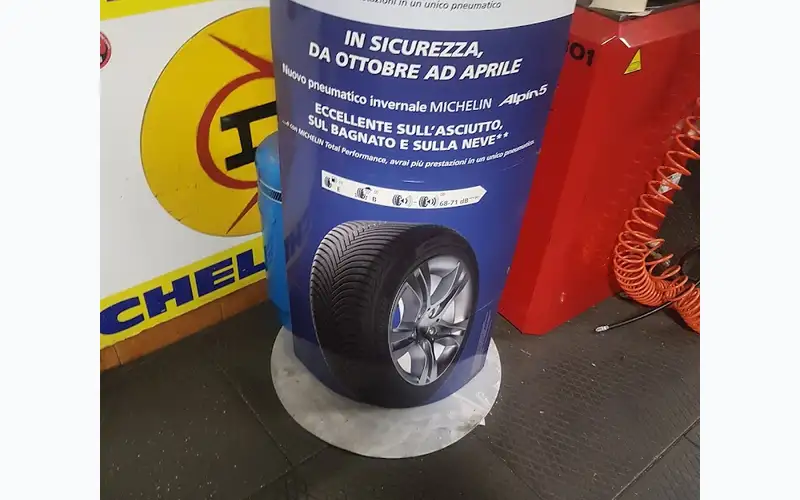 Foto dell'officina Fontana Luigi Di Fontana Massimo - Mastro Michelin