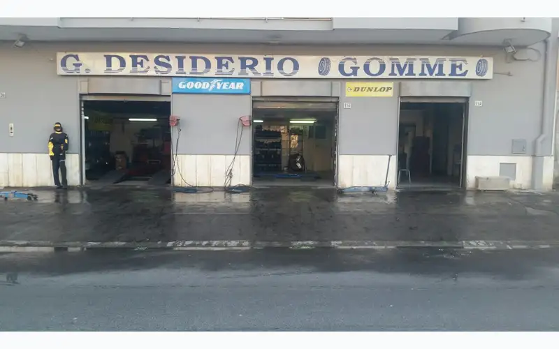 Foto dell'officina G. Desiderio Gomme
