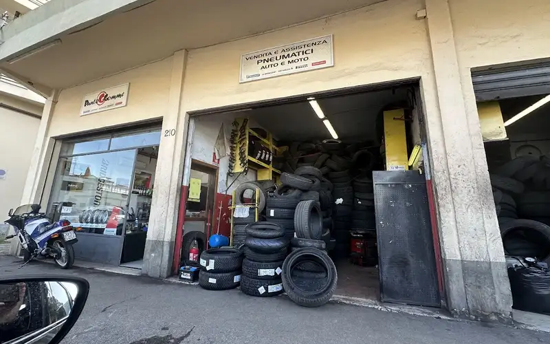 Foto dell'officina G Rubber Point