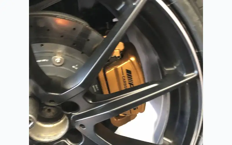 Foto dell'officina Giacobazzi Gomme