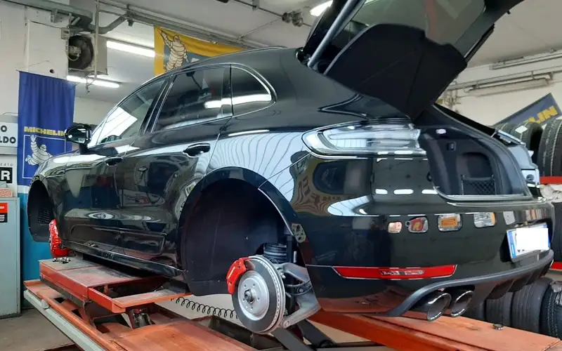 Foto dell'officina Giardino Gomme