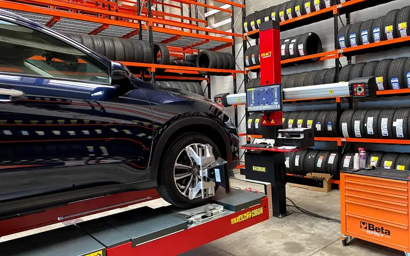 Foto dell'officina Gommepiù S.r.l.s.