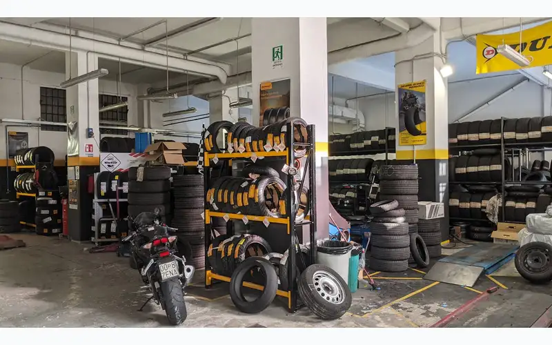 Foto dell'officina Gommista Dottor Pneus - BestDrive