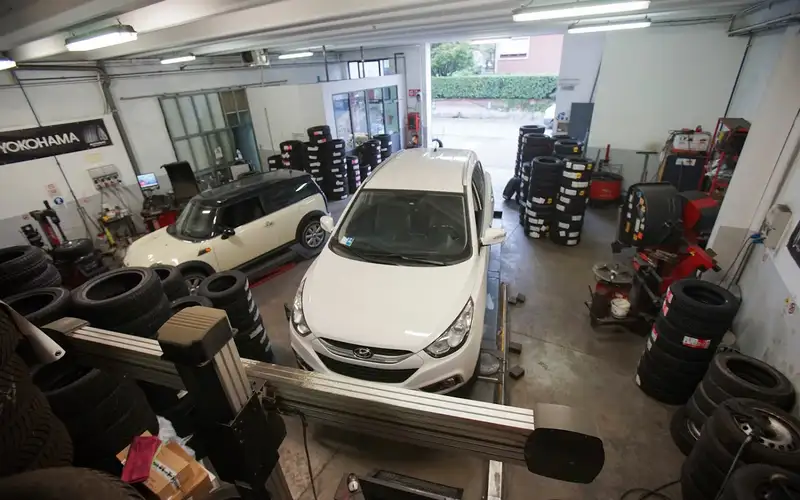 Foto dell'officina Gommista F.L.Pneus