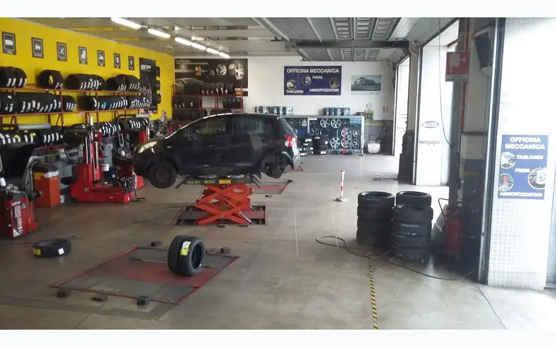 Foto dell'officina Gommista Pettini