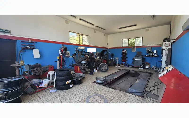 Foto dell'officina Gommista Tiddia Marino