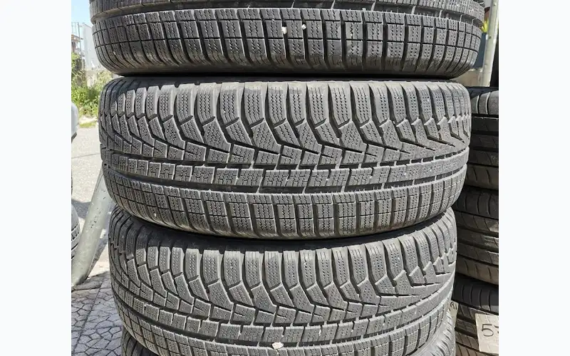 Foto dell'officina Gommista Tirendi & Figli