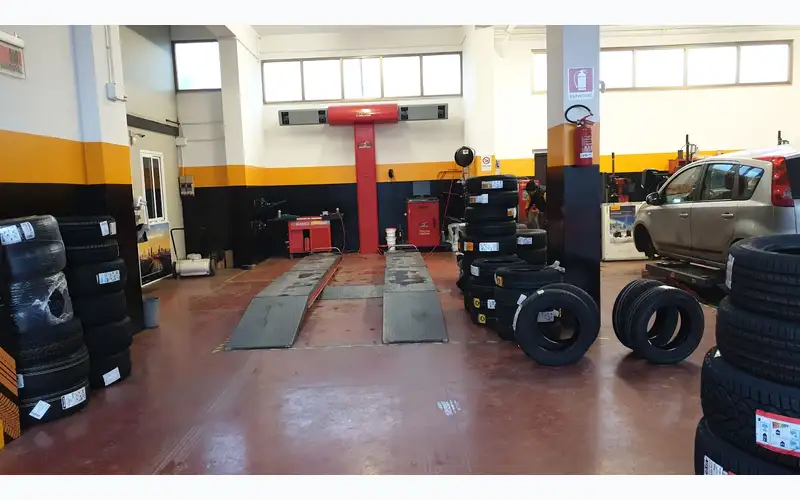 Foto dell'officina Goretti Pneumatici - BestDrive