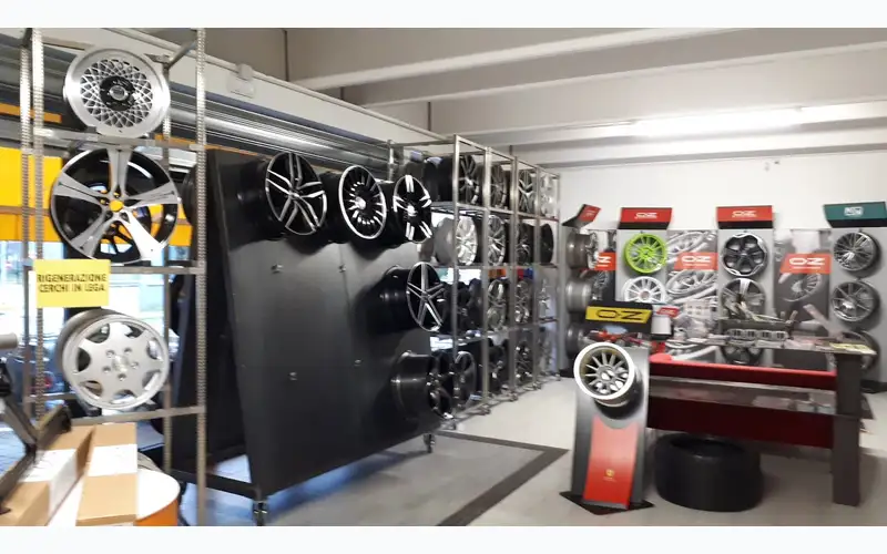Foto dell'officina Guglielmi Sport Kit