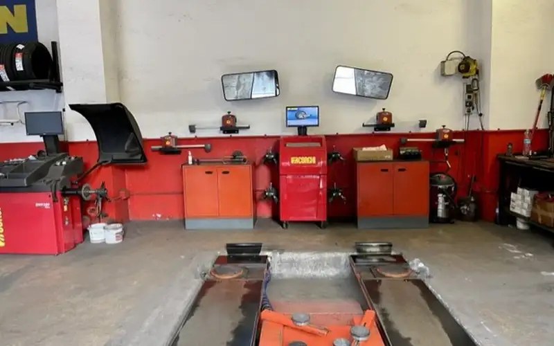 Foto dell'officina Gullotto Gomme S.r.l.