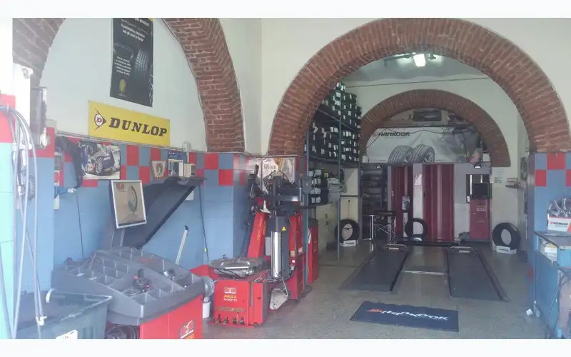 Foto dell'officina Il Gommista di Terrazzano Antonio