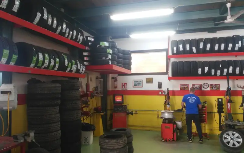 Foto dell'officina Il Grande Re Delle Gomme