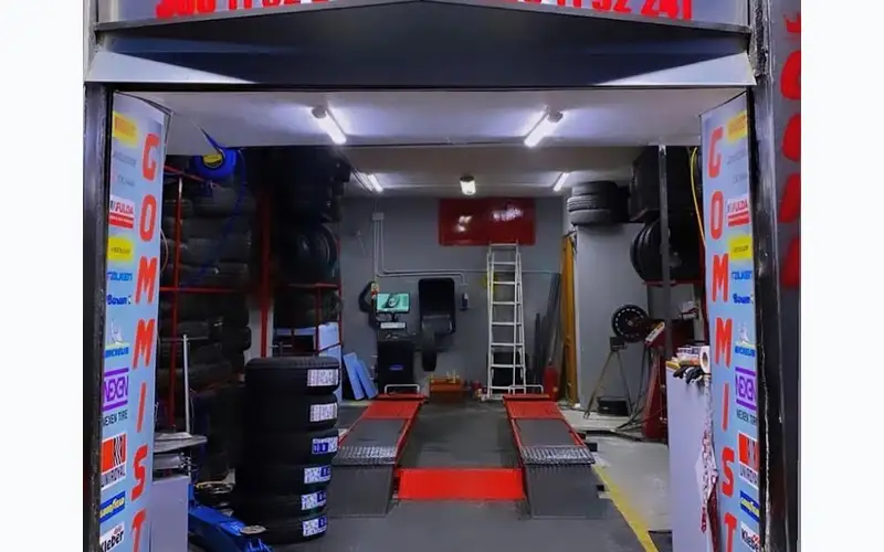 Foto dell'officina Il Re Delle Gomme - Pozzuoli