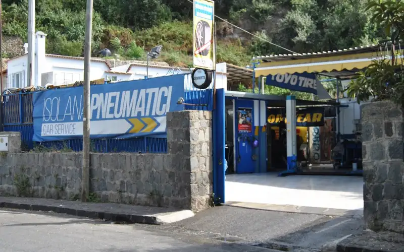 Foto dell'officina Isolana Pneumatici
