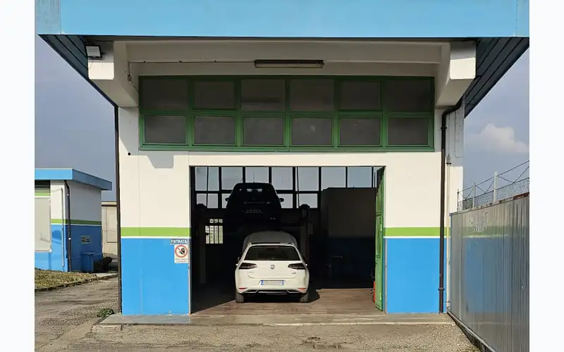 Foto dell'officina J.B Autoservice