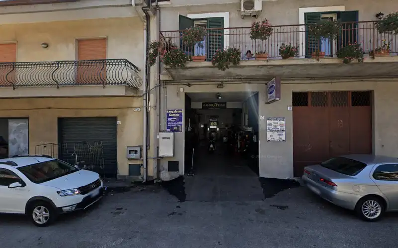 Foto dell'officina Lanzafame Gomme