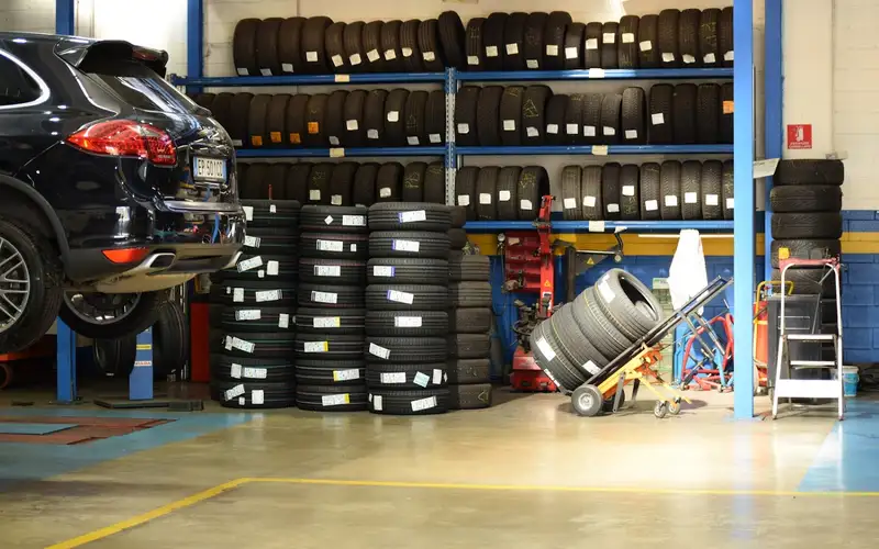 Foto dell'officina Laterza Gomme S.a.s.