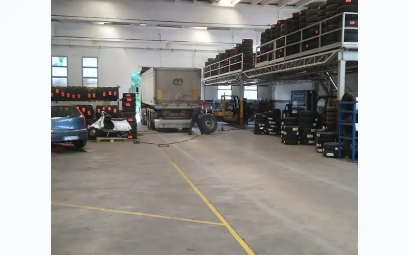 Foto dell'officina Lb Beghi Luigi Tires Michelin Mastro