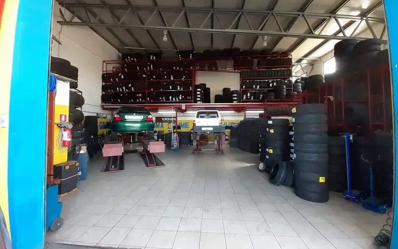 Foto dell'officina Lima Gomme