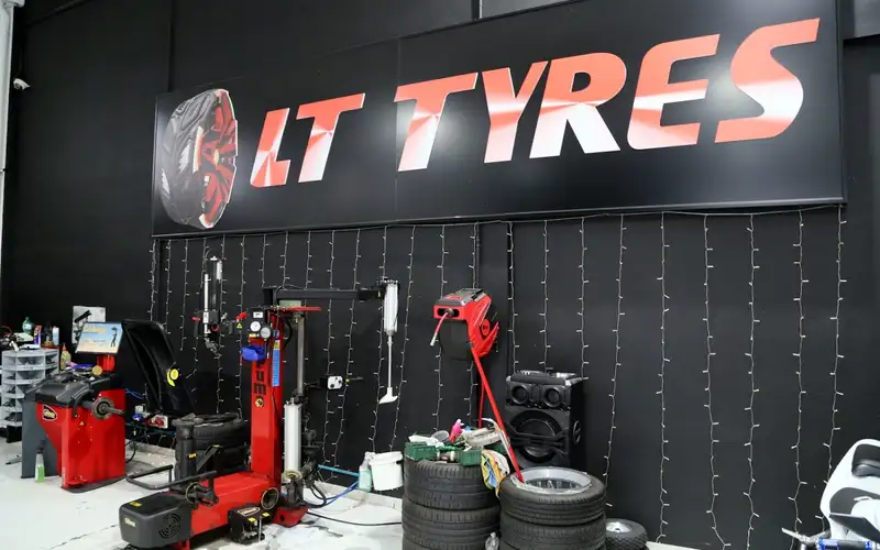 Foto dell'officina Lt Tyres