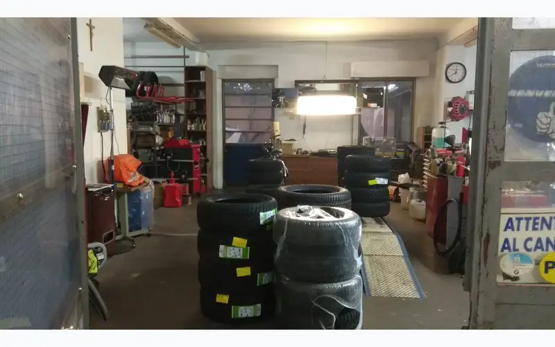 Foto dell'officina Macchiavelli Andrea