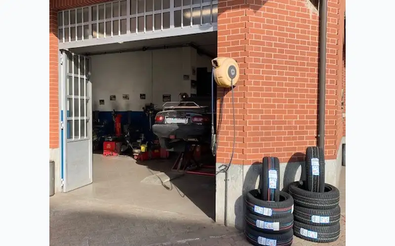 Foto dell'officina Magliacane Pneumatici