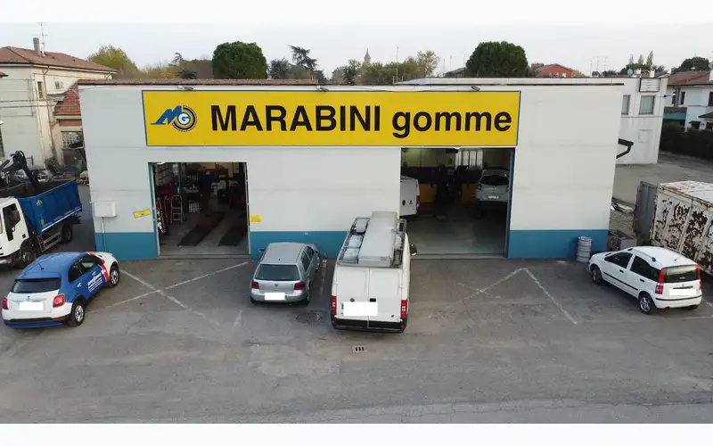 Foto dell'officina Marabini Gomme