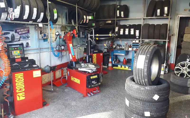 Foto dell'officina Marcangeli Angelo