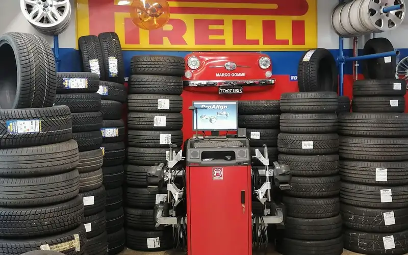 Foto dell'officina Marco Gomme - Mastro Michelin - Torino