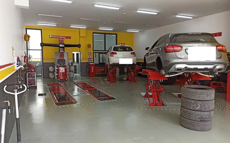 Foto dell'officina Marinelli Gomme