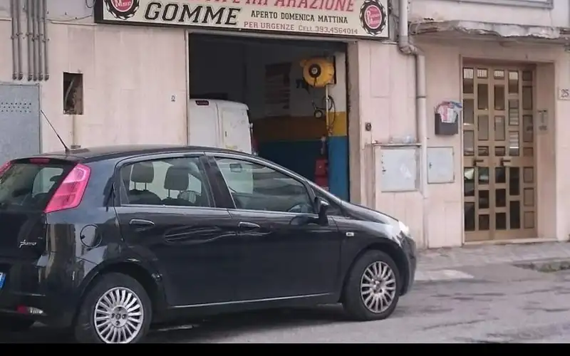 Foto dell'officina Marino Domenico Gomme