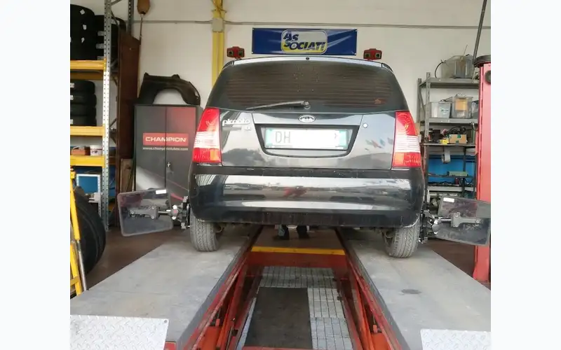 Foto dell'officina Mazza Agostino Gomme