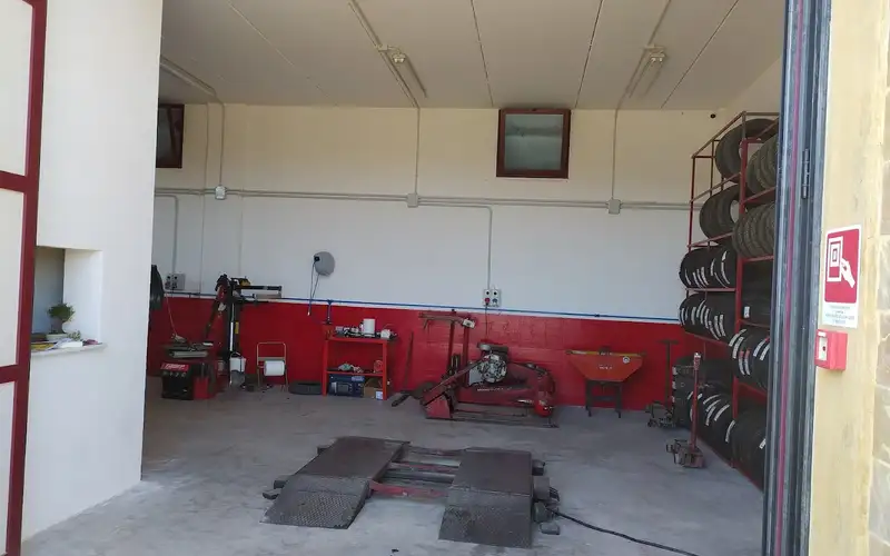 Foto dell'officina MCR Gomme