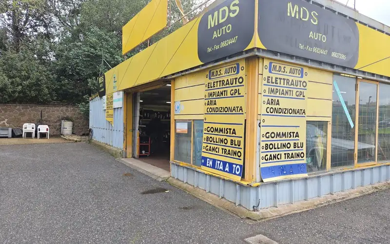 Foto dell'officina Mercuri Gomme