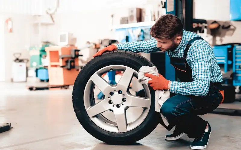 Foto dell'officina M.G. Auto Service S.r.l.