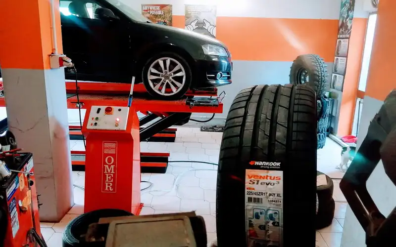 Foto dell'officina MG Gomme di Fiori Mauro