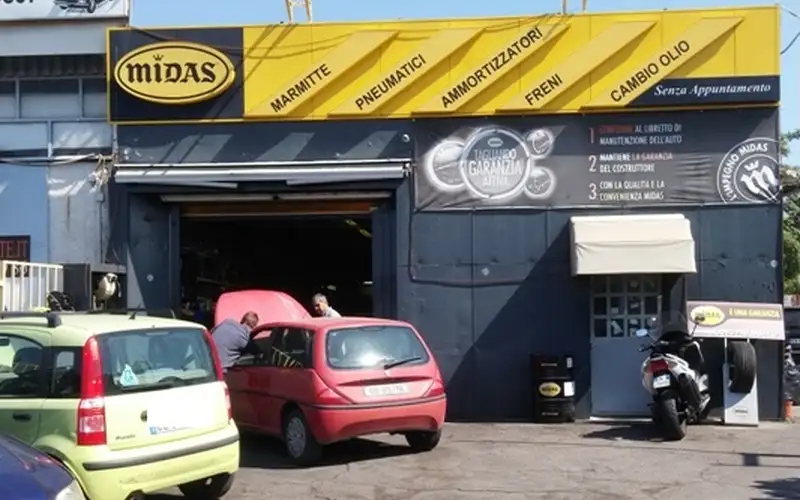 Foto dell'officina Midas Roma Via Monti Tiburtini