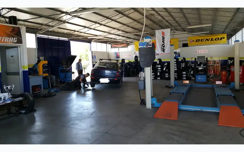 Foto dell'officina Ml Gomme Di Lombino Miriam Provvidenza