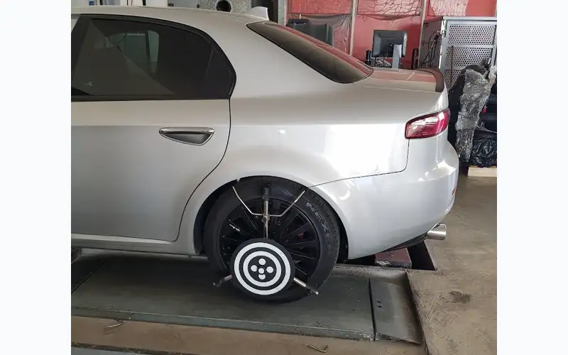 Foto dell'officina Mondialgomme S.a.s. Di Mazzei Roberto & C.